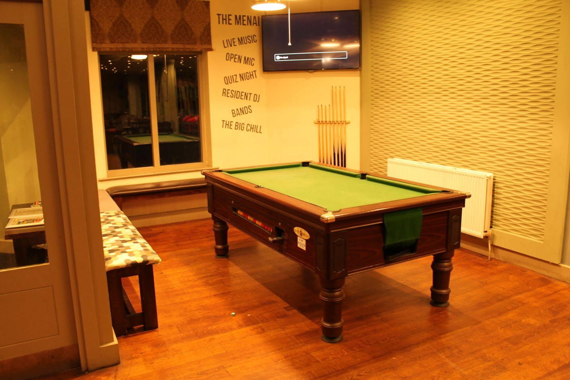 The Menai Hotel And Bar แบงเกอร์ ภายนอก รูปภาพ