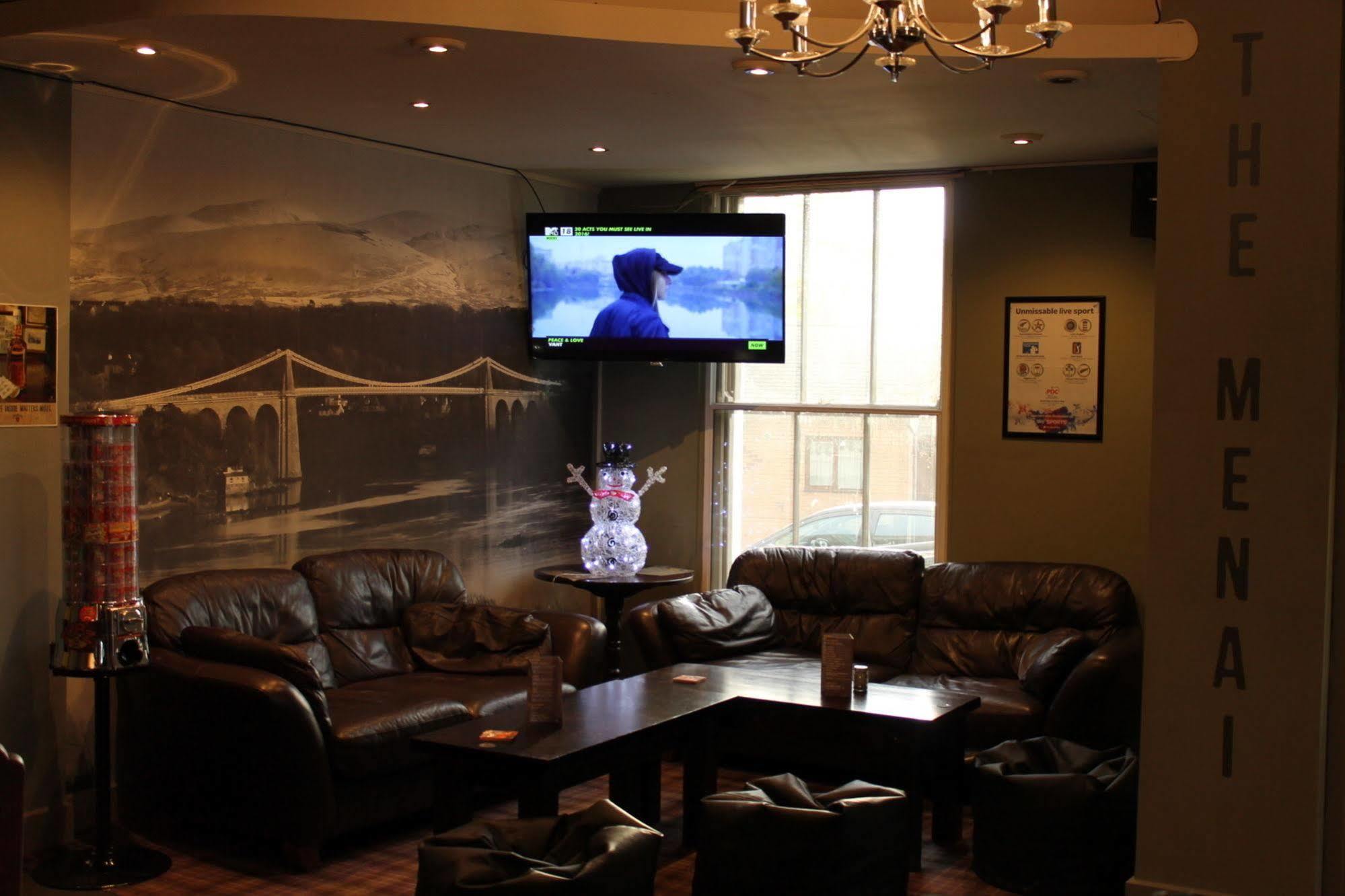 The Menai Hotel And Bar แบงเกอร์ ภายนอก รูปภาพ